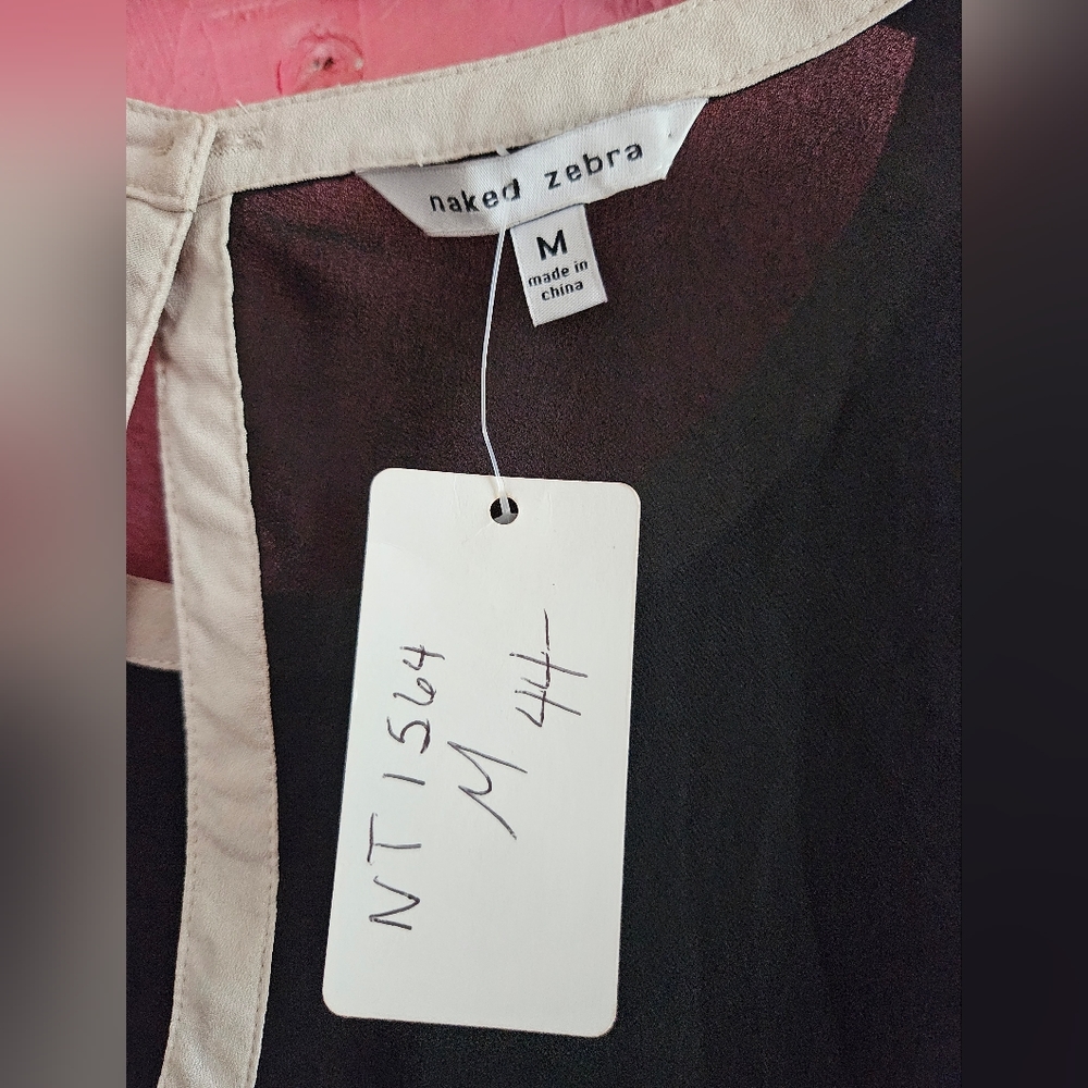 Blusa manga larga de vestir Negra con detalles cremas. Transparente